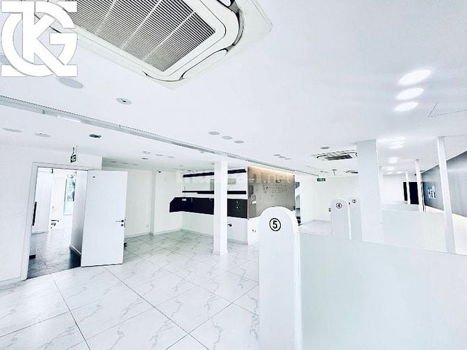 [ QUẬN 3 ] Cho Thuê Nhà: 159-159bis Võ Văn Tần - 17x28m, hầm, 2 tầng