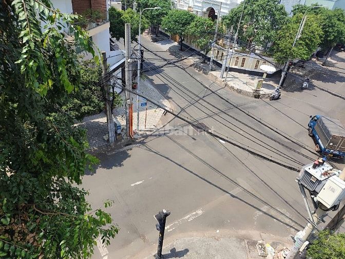 Góc 2 mặt tiền 258 Trần Văn Kiểu 7x22 4 tầng