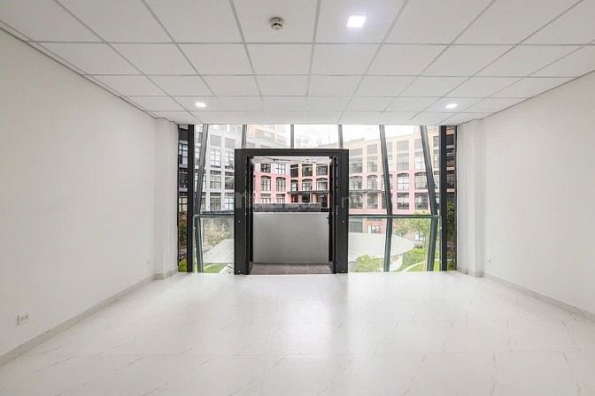 Bán nhà phố 5 tầng, thiết kế mặt kính hiện đại, An Phú, Quận 2.