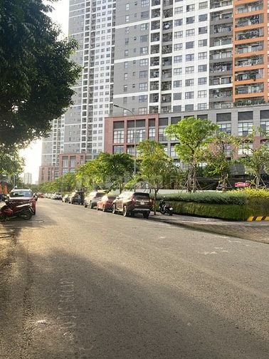 Bán nhà phố 5 tầng, thiết kế mặt kính hiện đại, An Phú, Quận 2.