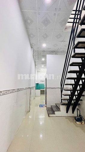 Chủ cần bán căn nhà Đường Quốc lộ-50-DT-55m)-1 trệt-1 lầu) giá bán 