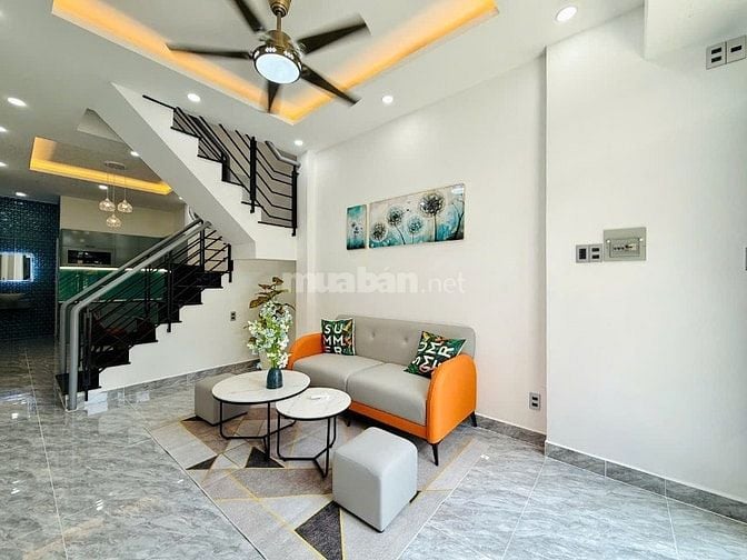 Nhà hẻm xe hơi ,sau lưng căn mặt tiền ,1 trệt,1 lầu ,P12, Gò Vấp