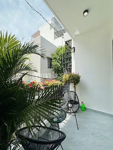 Nhà hẻm xe hơi ,sau lưng căn mặt tiền ,1 trệt,1 lầu ,P12, Gò Vấp