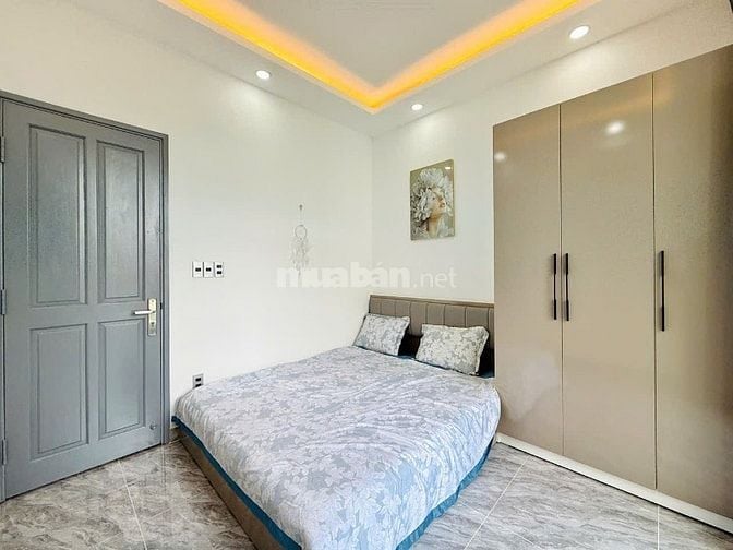 Nhà hẻm xe hơi ,sau lưng căn mặt tiền ,1 trệt,1 lầu ,P12, Gò Vấp