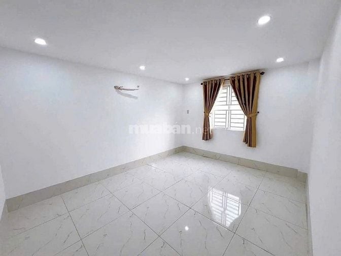 CẦN TIỀN ĐỂ XOAY NỢ NGÂN HÀNG NÊN BÁN NHÀ Ở HÓC MÔN, GIÁ 1TỶ050,DT 81m