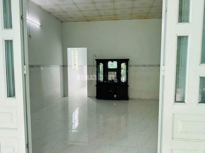 Bán gấp căn nhà cấp 4 ở Hồ Thị Lai , Tân Phú Trung 120m2 SHR giá 750tr