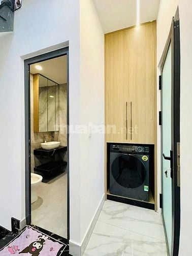 Bán nhà Cao Thắng Q10, 60m2, hẻm ô tô, thu nhập 15tr/tháng chỉ 2.8 tỷ