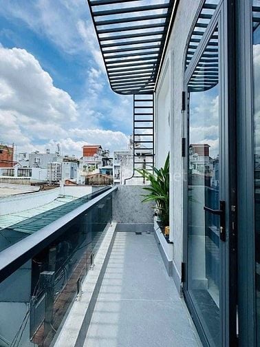 Bán nhà Cao Thắng Q10, 60m2, hẻm ô tô, thu nhập 15tr/tháng chỉ 2.8 tỷ