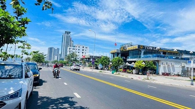 TOÀ CĂN HỘ 5 TẦNG – VIEW BIỂN – CÓ HỒ BƠI & THANG MÁY – GÓC 3 MẶT TIỀN