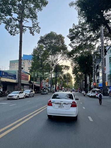 Nhà MT ID45235 An Dương Vương (Trần Bình Trọng). DT 4.8x20m, 5 tầng