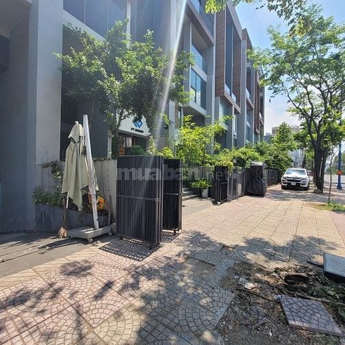 Tòa nhà Hầm 7Tầng MT Phan Văn Đáng, Ngay UBND TP. Thủ Đức, giá chỉ 37T