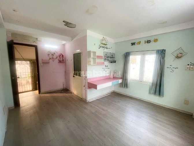 Bán nhà làm căn hộ cho thuê, đúc thật, đường Huỳnh Văn Bánh, Phú Nhuận