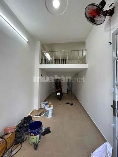 Cho thuê nhà mặt tiền Trịnh Hòai Đức, P.13, Q.5 giá 18tr