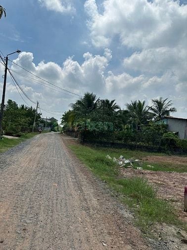 Chủ đất cần về quê ở luôn _ Cần bán lô đất liền kề Vinhomes Hậu Nghĩa