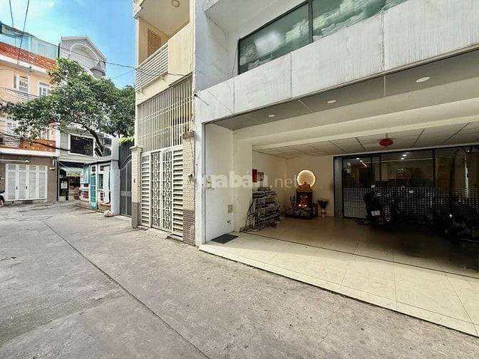 TOÀ VĂN PHÒNG " HUỲNH VĂN BÁNH" 103m2 ( 7x15m ) 5 TẦNG THUÊ 75TRIỆU