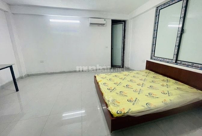 Cho thuê phòng full đồ phố Đào Tấn, gần công viên Thủ Lệ, Ba Đình 