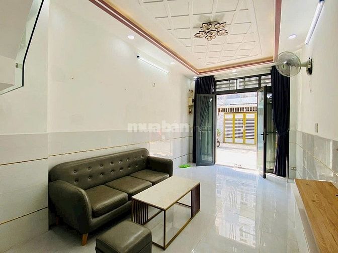 HẺM 8m XE HƠI TRÁNH GẦN ĐẠI HỌC MỚI