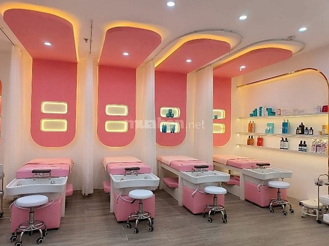Sang nhượng Spa đang hoạt động
