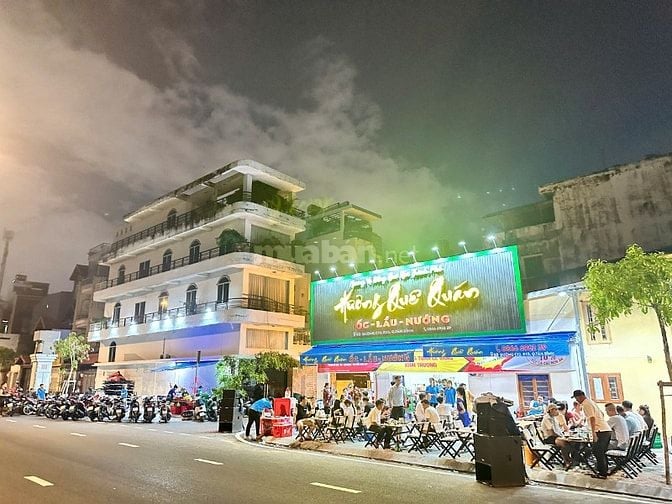 Hương Quê Quán CẦN TUYỂN NHÂN VIÊN phục vụ, Thu ngân , Tạp vụ