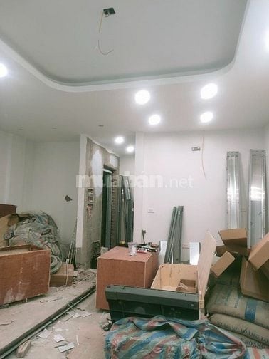 Bán nhà mới thang máy Trần Duy Hưng 5 tầng, nội thất hiện đại, 2 mặt t