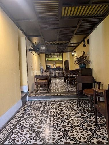 Cho thuê biệt thự 2 MT 18 Trần Doãn Khanh & Nguyễn Thành Ý, Quận 1