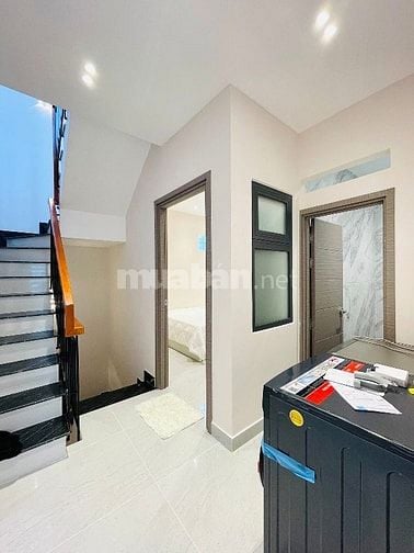 SIÊU HIẾM NHÀ PHÚ NHUẬN Đ BÙI VĂN THÊM 1 TRỆT 2 LẦU CHỐT GIÁ 2 TỶ 350 