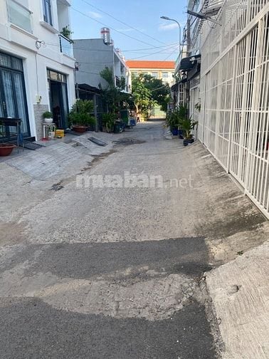 Đường Võ Văn Kiệt, 13tr/tháng, 4PN, 3WC ở iền. LH 0903 675 770
