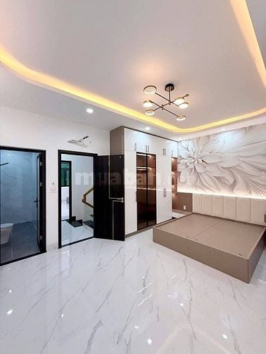 Bán nhà ngay chợ Đệm Đ.Nguyễn Hữu Trí, Bình Chánh.DT 56m2/Giá 1.950 tỷ