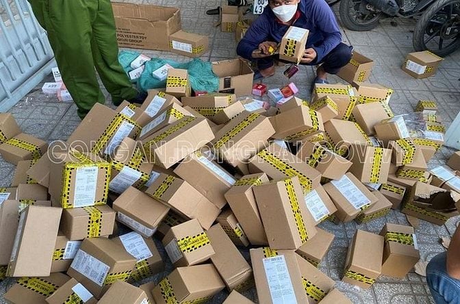 TRUNG TÂM THƯƠNG MẠI TUYỂN GẤP LĐPT,TẠP VỤ,BÁN HÀNG ,LÀM KHO LƯƠNG CAO