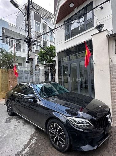 4lầu, thang máy,thiết bị ccấp, ôtô đổ trong nhà khu VIP Hoàng Hoa Thám