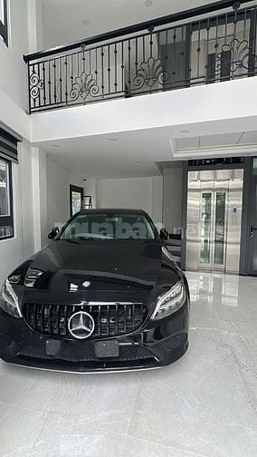 4lầu, thang máy,thiết bị ccấp, ôtô đổ trong nhà khu VIP Hoàng Hoa Thám