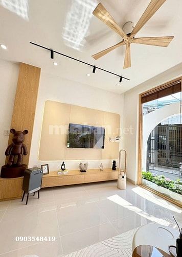 Siêu Phẩm Nhà 3 Tầng kiệt Ô TÔ Thông Thoáng Đường Tô Hiệu