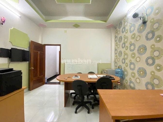 3tỷ850triệu Nhà 3 lầu 70m2 Bạch Đằng, P2, Tân Bình cách sân bay 400m