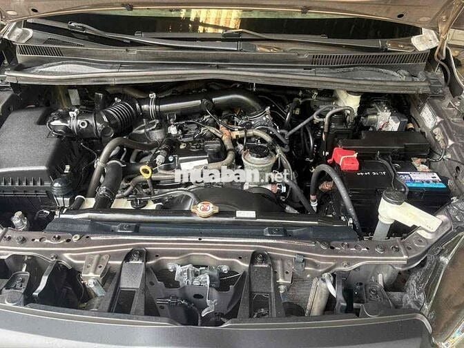 Toyota Innova 2017 2.0E - 173456 km