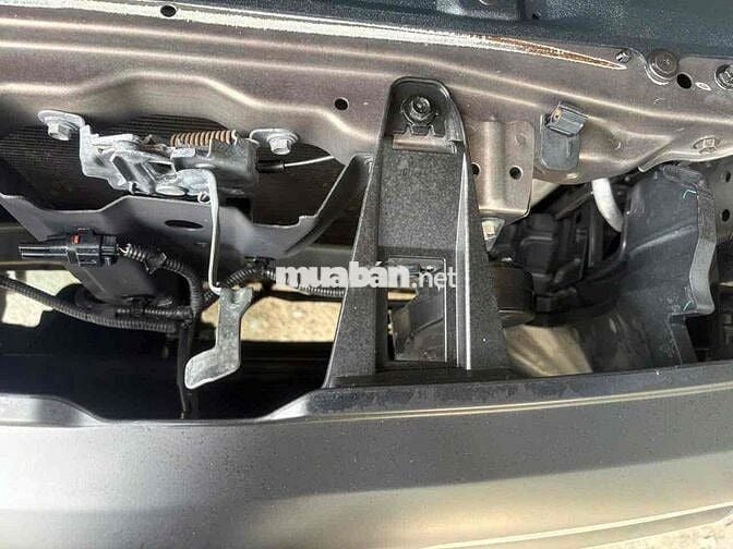 Toyota Innova 2017 2.0E - 173456 km