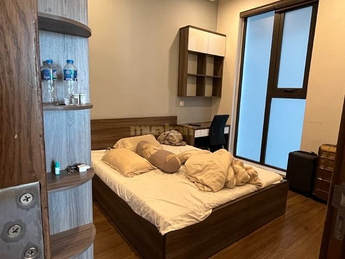Chính chủ: Cho thuê căn hộ 2PN tầng cao view sông Hồng