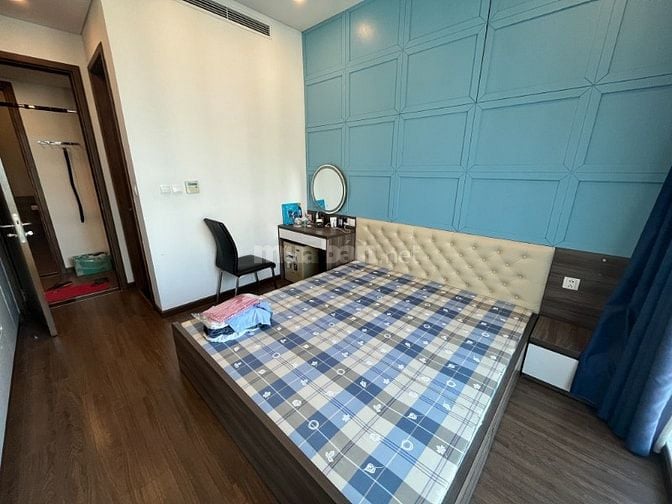Chính chủ: Cho thuê căn hộ 2PN tầng cao view sông Hồng