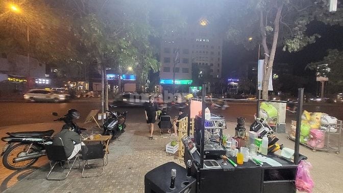 Cho Thuê Mặt Bằng Cộng Hoà 2.2mx10m. Khu kinh doanh sầm uất. KD tốt