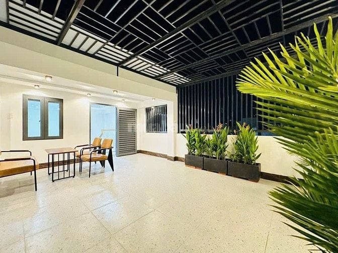 Gấp! Bán nhà 58m2 xây 4 tầng đường Tô Ngọc Vân,Q12. Gần chợ Thạnh Xuân
