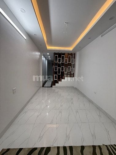 Bán nhà 5 tầng số 23 ngõ 38 xuân la