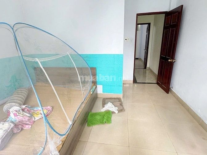 Bán nhà ngay Emart Phan Văn Trị, Bình Thạnh giá 2Tỷ990 - DT: 72m2