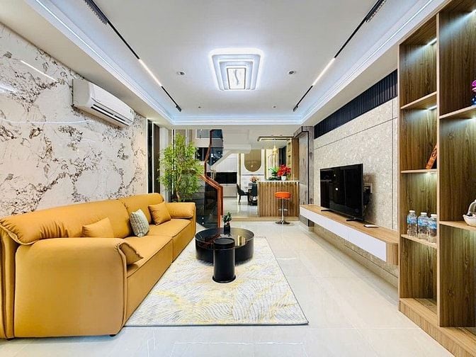 CHÍNH CHỦ BÁN RẤT GẤP NHÀ GÒ VẤP MỚI XÂY ĐÚC 3LẦU HẺM XE HƠI 