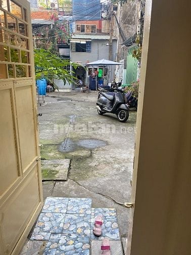 Cho thuê nhà nguyên căn ngay trung tâm quận 5