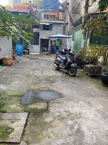 Cho thuê nhà nguyên căn ngay trung tâm quận 5
