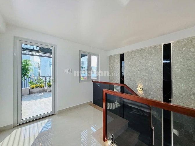 Bán nhà ở đường Trần Quốc Toản, phường Võ Thị Sáu, quận 3, giá 2 tỷ 75