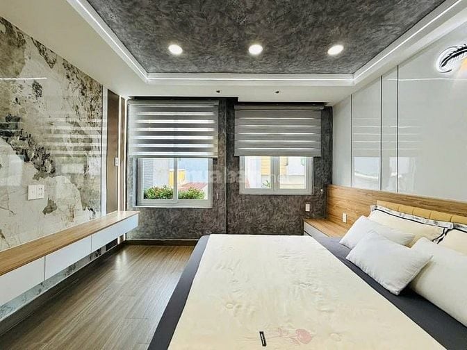Bán nhà ở đường Trần Quốc Toản, phường Võ Thị Sáu, quận 3, giá 2 tỷ 75
