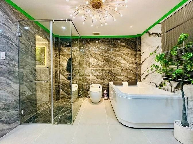 Đi nước ngoài định cư bán gấp nhà ở đường Nguyễn Văn Trỗi, phường 11, 