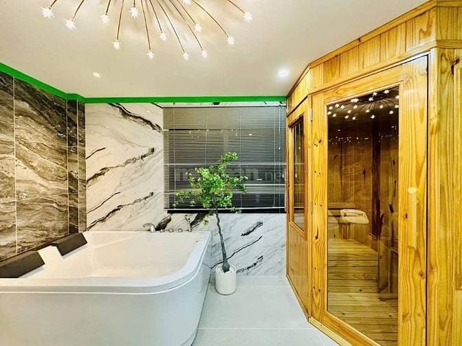 Đi nước ngoài định cư bán gấp nhà ở đường Nguyễn Văn Trỗi, phường 11, 