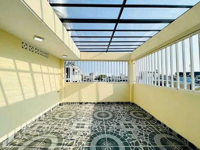 Đi nước ngoài định cư bán gấp nhà ở đường Nguyễn Văn Trỗi, phường 11, 
