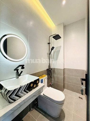 Nhà Hồ Biểu Chánh P11 Phú Nhuận. Sổ sẵn đường 6m dt 80m2/4ty400